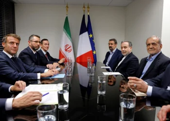 Macron insta a Irán a “participar de buena fe” en las negociaciones
