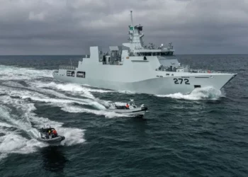 Pakistán despliega a su Armada para proteger el comercio marítimo