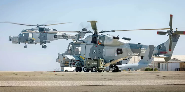 El Reino Unido despliega el Merlin y el Wildcat para proteger su base en Chipre