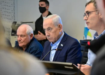 Netanyahu dice que derrocar al régimen iraní depende del pueblo