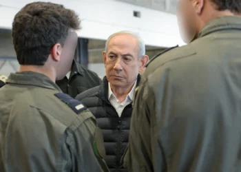 Netanyahu: Israel intensificará los ataques contra Hezbolá e Irán