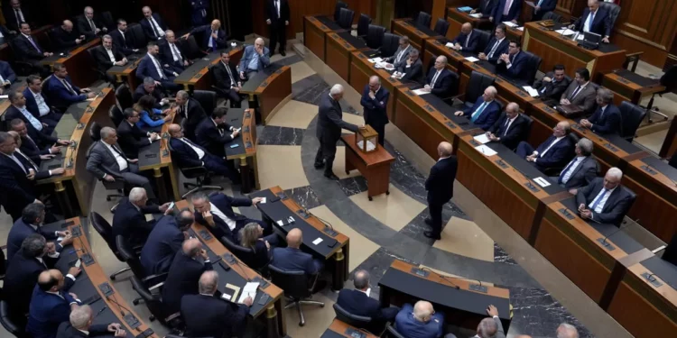 El Líbano pospone las elecciones parlamentarias dos años