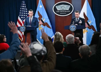 Pete Hegseth evita fijar un calendario para las operaciones de EE. UU. en Irán