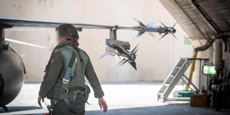 Las FDI dicen que 30 aviadoras participaron en ataques a Irán