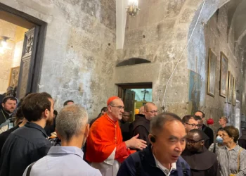 Clérigos estaban notificados de motivos de seguridad sobre el cierre del Santo Sepulcro