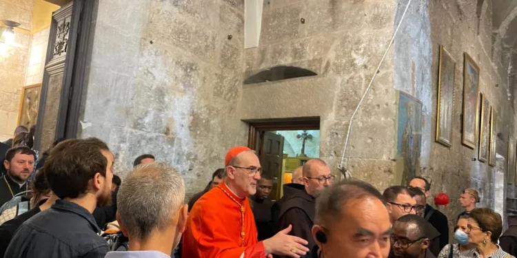 Clérigos estaban notificados de motivos de seguridad sobre el cierre del Santo Sepulcro