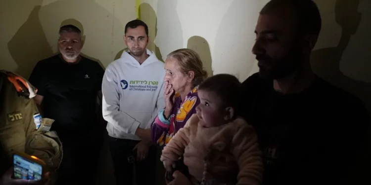 El refugio recién instalado en Holon se utiliza inmediatamente en un ataque con misiles iraní