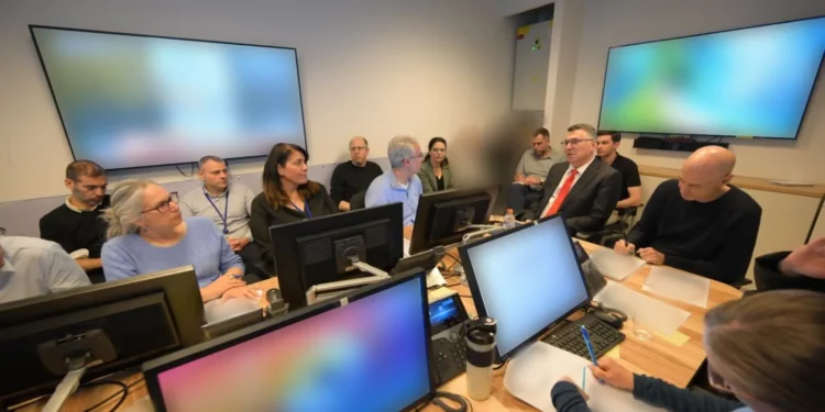 El ataque contra Irán no podía esperar y que continuará con “golpes contundentes”