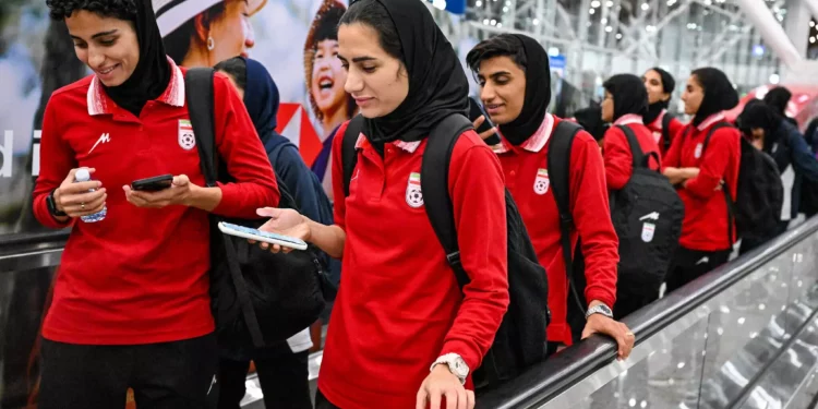 Selección femenina de Irán saldrá de Malasia tras crisis por asilo