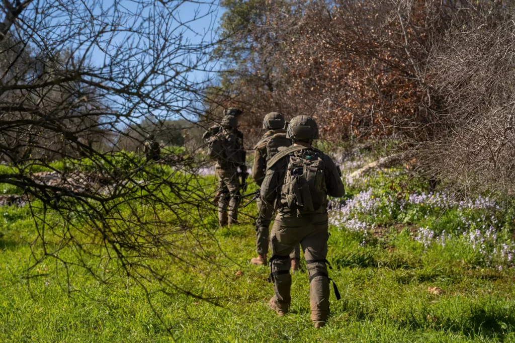 Israel elimina a miembros de Hezbolá que transportaban armas