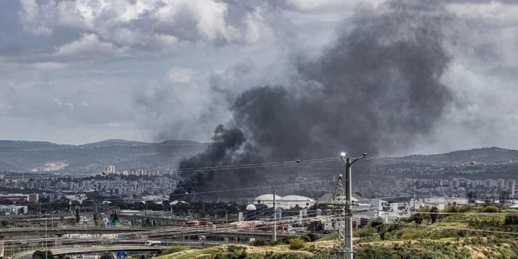 Tanque de la refinería Bazan sufrió daños menores en ataque iraní