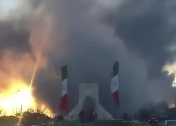 Israel destruye en Teherán el búnker del liderazgo iraní