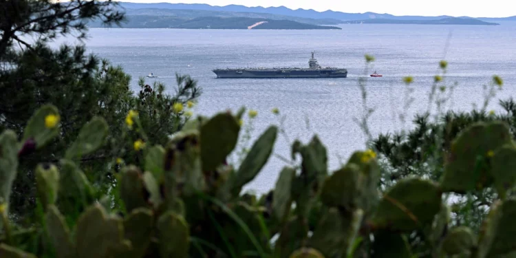 El USS Gerald Ford atraca en Croacia para tareas de mantenimiento