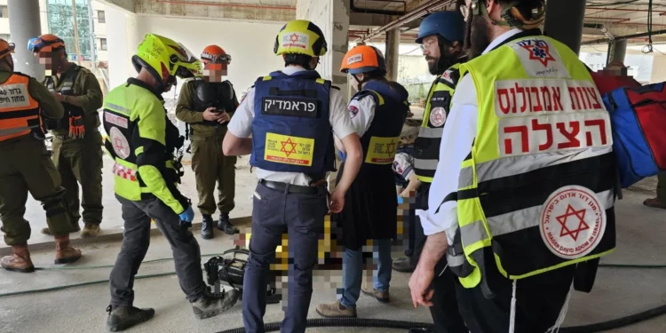 Bomba de racimo iraní impacta en 6 sitios del centro de Israel