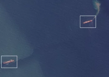 Buques iraníes zarpan hacia Irán desde un puerto chino de almacenamiento químico