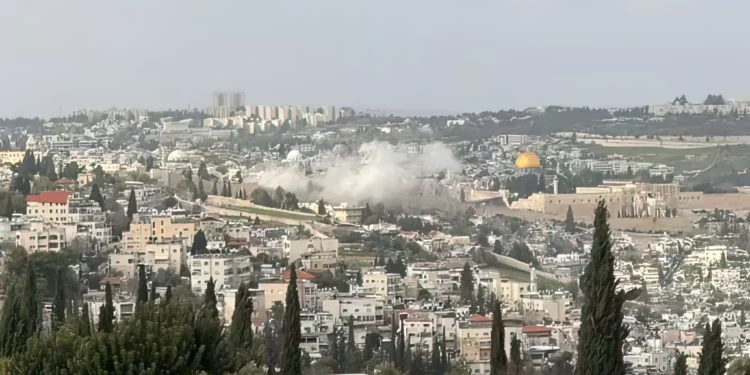 Irán impactó la Ciudad Vieja de Jerusalén tras 9 salvas de misiles