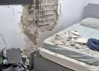 Una sala a prueba de bombas resistió el impacto directo de una munición iraní