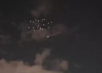 Irán lanzó hacia Israel un misil con ojiva de racimo