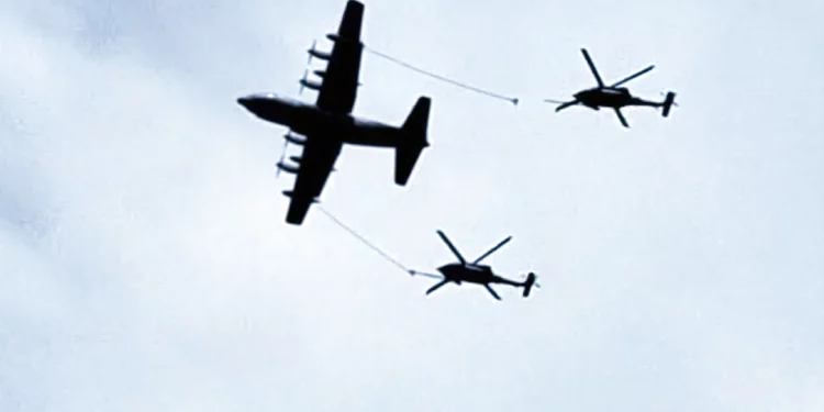 Dos helicópteros de EE. UU. alcanzados en Irán durante operación rescate