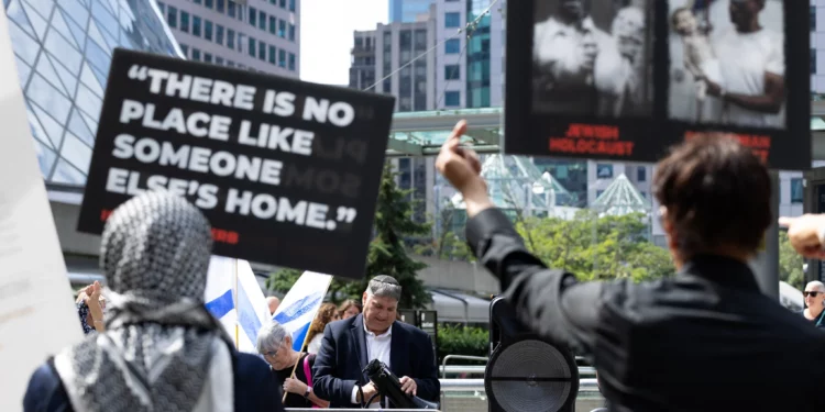 Oficiales de alto rango dirigieron protestas contra Israel en Toronto