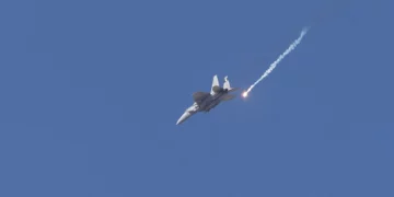 Israel lanza una nueva oleada de bombardeos contra Hezbolá en Beirut