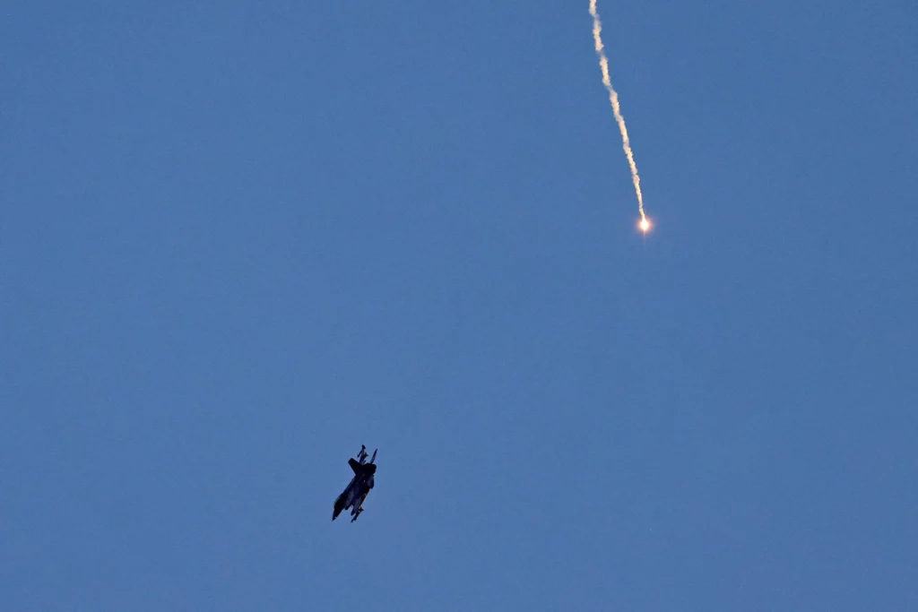 Israel ataca en Tabriz un lanzador iraní y evitó un disparo