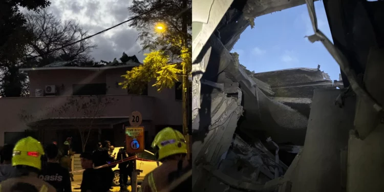 Una vivienda dañada por ataque con drones de Hezbolá en Shomrat