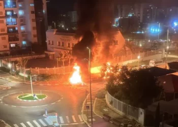 Tres heridos por cohetes de Hezbolá en el norte de Israel antes del alto el fuego