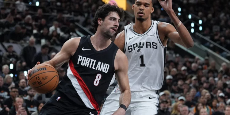 Deni Avdija anota 14 puntos en la victoria de los Trail Blazers sobre los Spurs