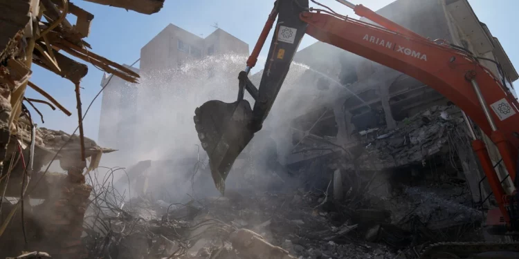 Israel admite que un ataque en Teherán dañó una sinagoga en Irán