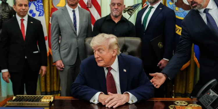 Trump dice tener un borrador de acuerdo con Irán