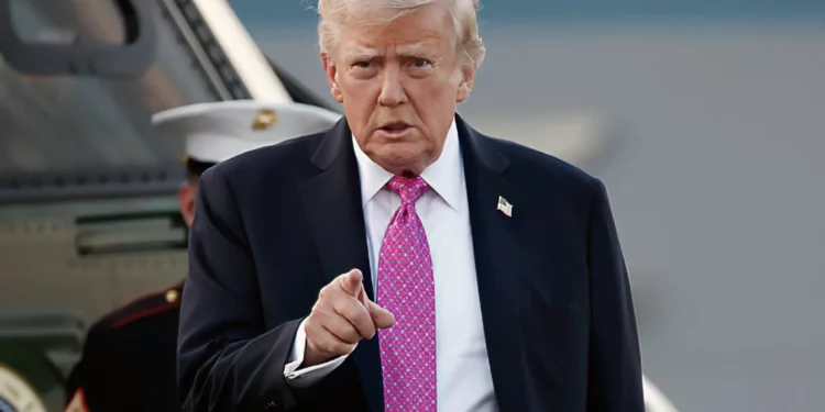 Trump amenaza con atacar centrales y puentes en Irán