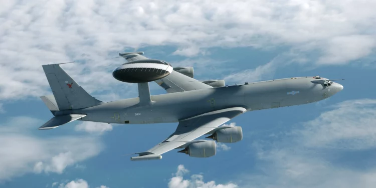 EE. UU. despliega aviones E-3 Sentry masivamente en Alaska