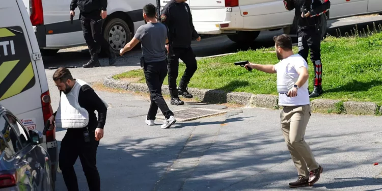 Tres muertos: tiroteo cerca del consulado israelí en Estambul