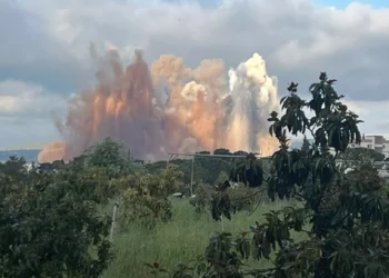 Israel destruye un amplio sistema de túneles de Hezbolá en Qantara