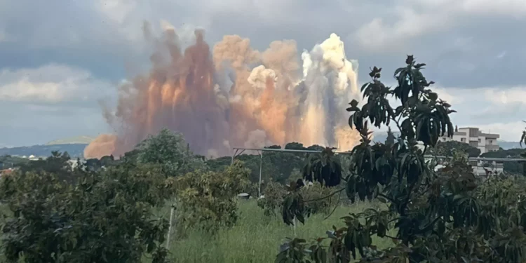 Israel destruye un amplio sistema de túneles de Hezbolá en Qantara