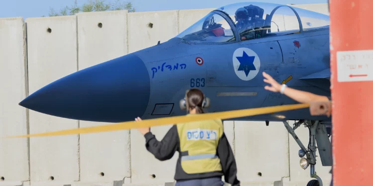 Dos técnicos de la Fuerza Aérea Israelí acusados de espiar para Irán