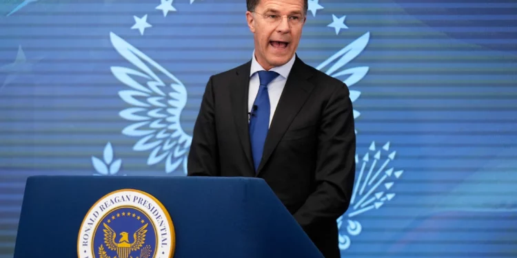 Rutte asegura que la OTAN atiende las exigencias de Trump sobre Irán