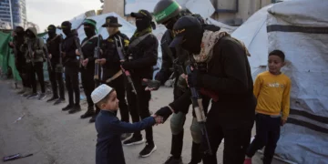 Hamás quiere entregar solo las armas de seguridad interna