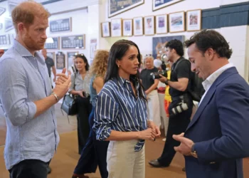 Harry y Meghan visitan Bondi y se reúnen con supervivientes del ataque terrorista