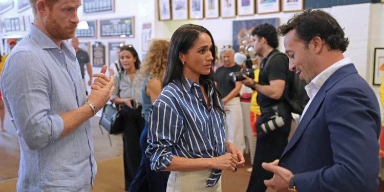 Harry y Meghan visitan Bondi y se reúnen con supervivientes del ataque terrorista