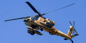 Helicóptero israelí suelta por error una bomba en el norte del país