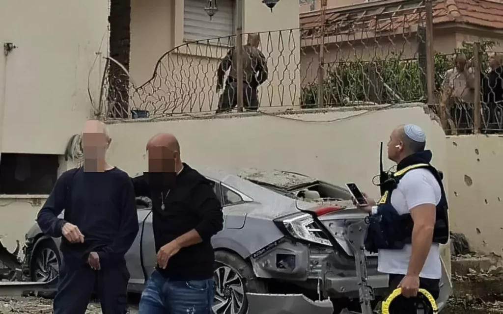 Hombre de 61 herido tras impacto de cohete de Hezbolá en Kiryat Shmona
