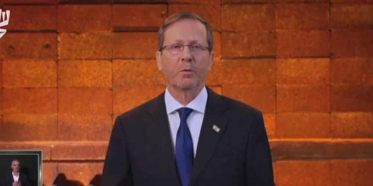 Herzog: Israel no resurgió de las cenizas para verse consumido por luchas internas