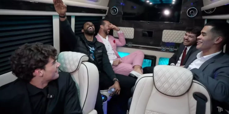 Un influencer hace saludo nazi y se burla de víctimas del Holocausto en la Universidad de Ohio