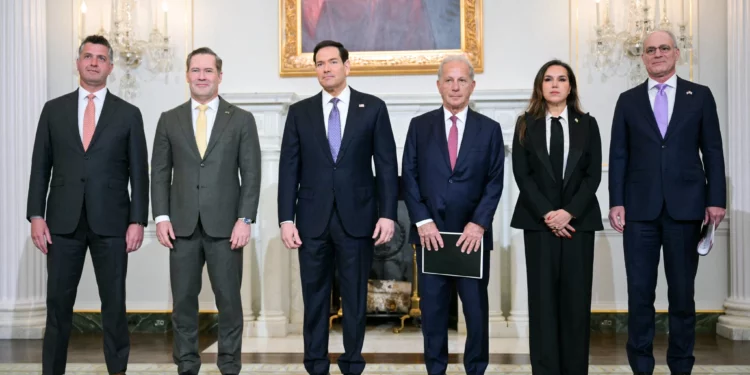 Los embajadores de Israel y el Líbano se reúnen en Washington