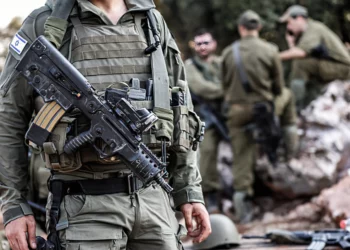 Jefe del Mando Norte de las FDI: Israel sobreestimó el daño causado a las capacidades de Hezbolá