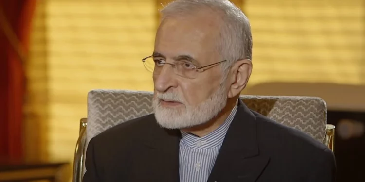 Exministro de Asuntos Exteriores de Irán gravemente herido en un ataque