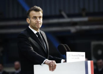Macron exige que Israel “respete la soberanía” del Líbano