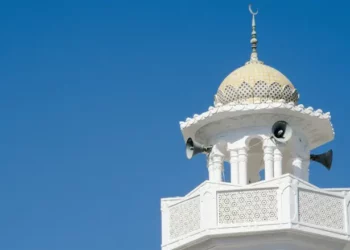 La policía decomisa altavoces de una mezquita en Tel Sheva